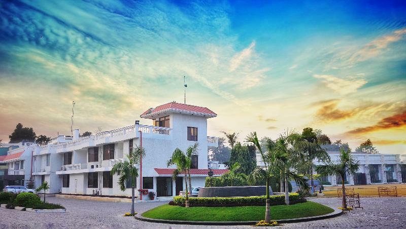 Satvik By Chhabra Hotel New Delhi Exterior photo