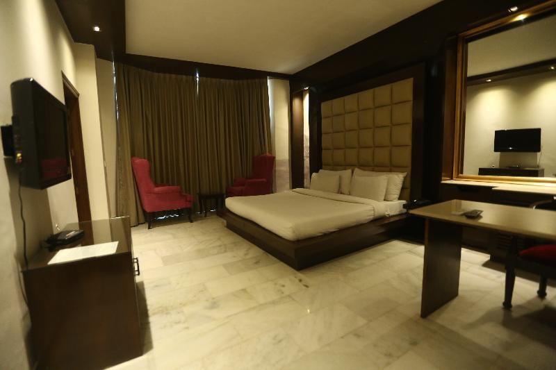 Satvik By Chhabra Hotel New Delhi Exterior photo